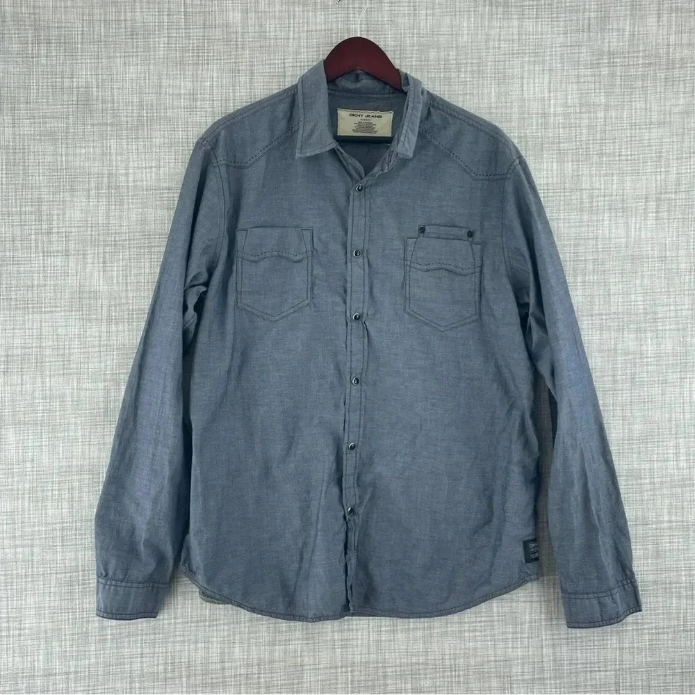 DKNY Mens Size XL Long sleeve pearl snap button down shirt 1389